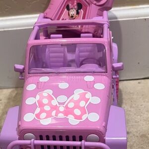 Pink Minnie Mouse remote control car